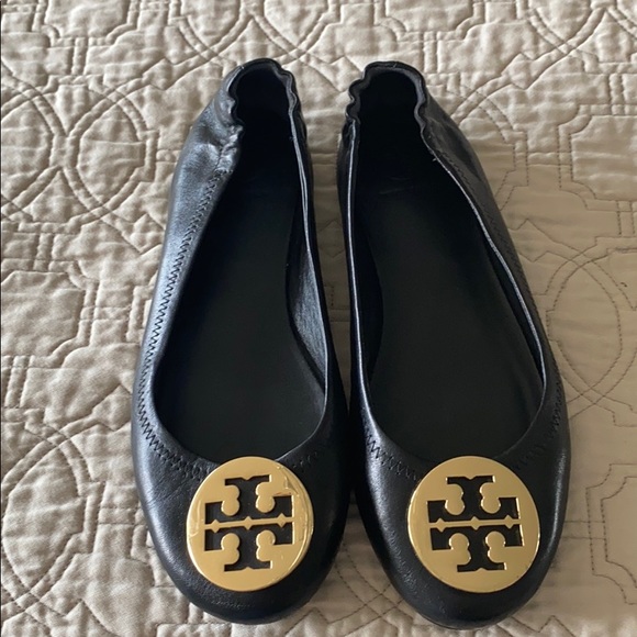 Flats - Picture 2 of 4